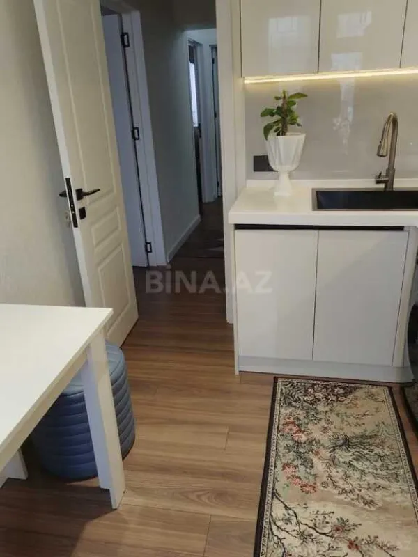 Satılır 3 otaqlı mənzil 75 m²