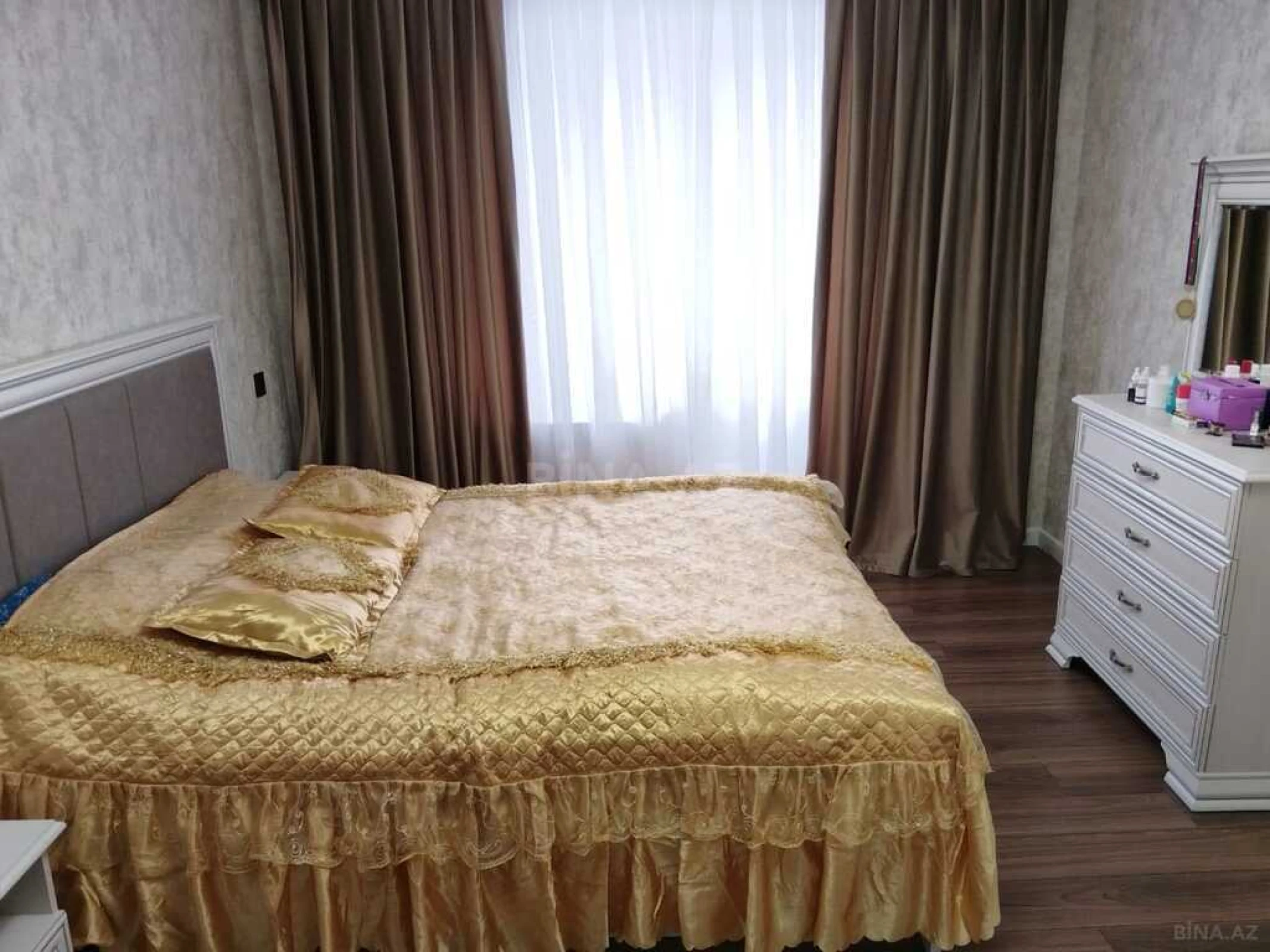 Satılır 3 otaqlı mənzil 75 m²