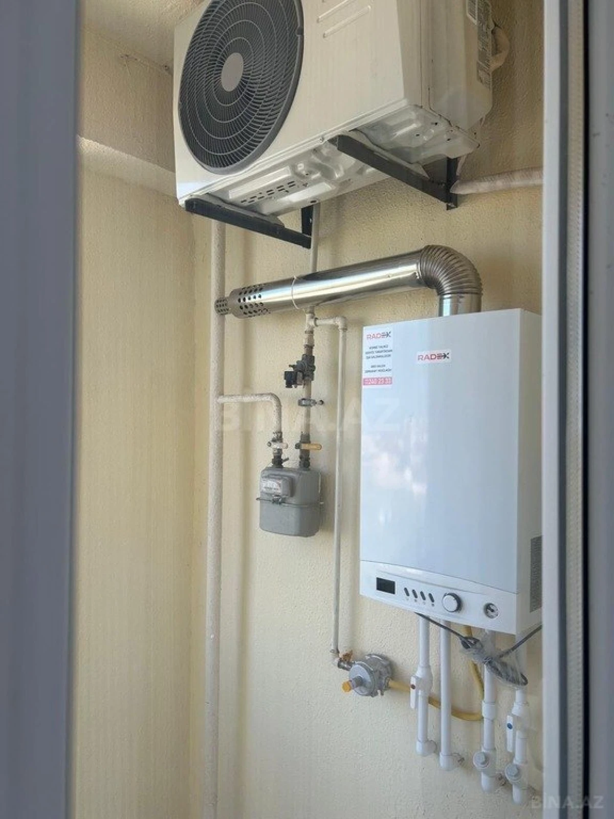 Satılır 2 otaqlı mənzil 65 m²