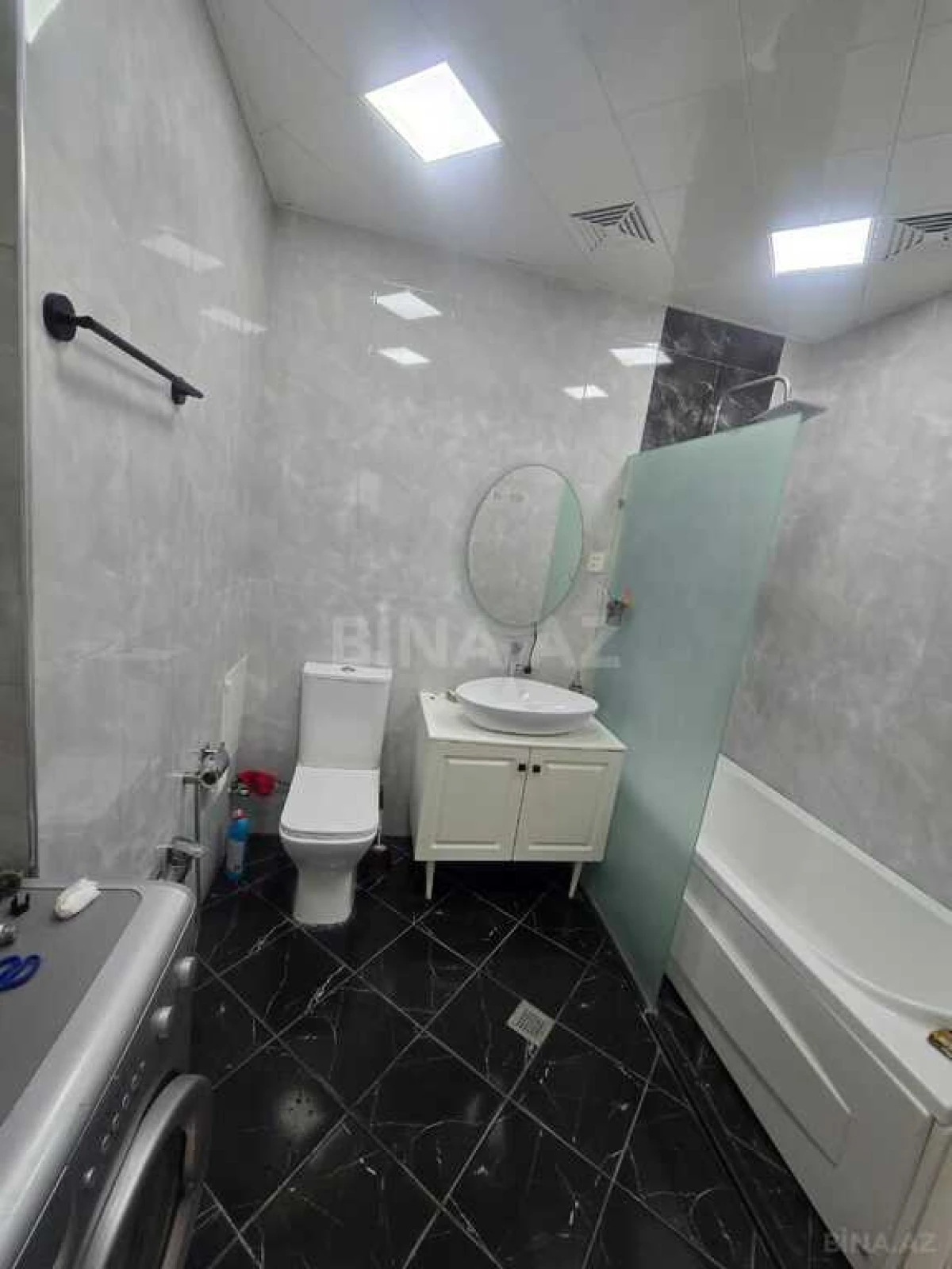 Kirayə verilir 2 otaqlı mənzil 65 m²
