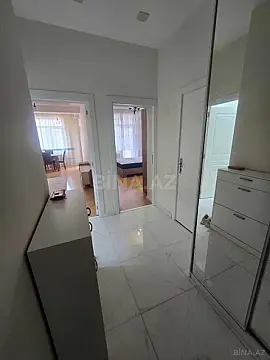 Kirayə verilir 2 otaqlı mənzil 65 m²