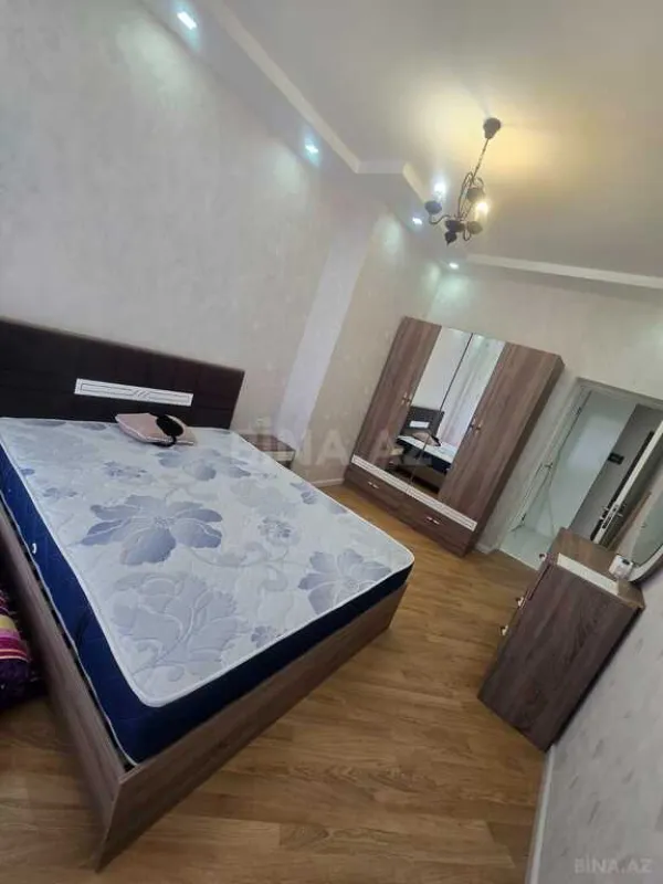 Kirayə verilir 2 otaqlı mənzil 65 m²