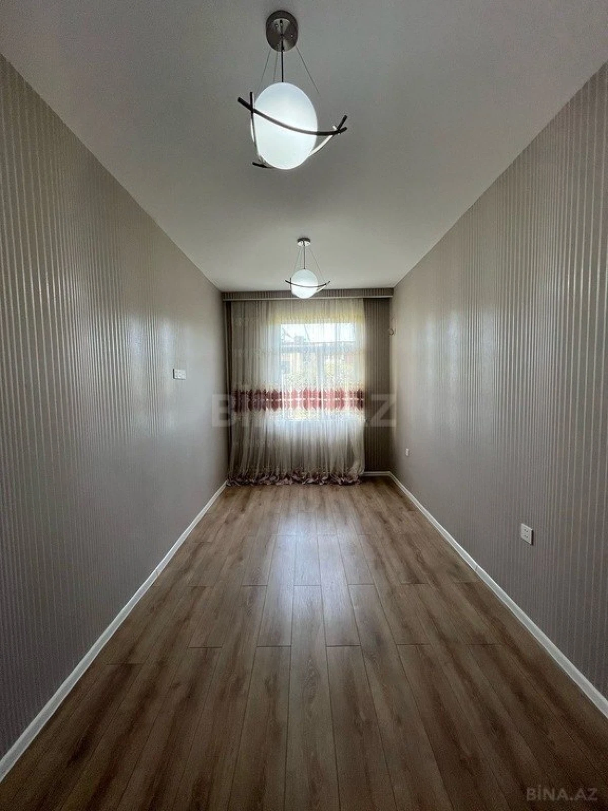 Satılır 2 otaqlı mənzil 45 m²