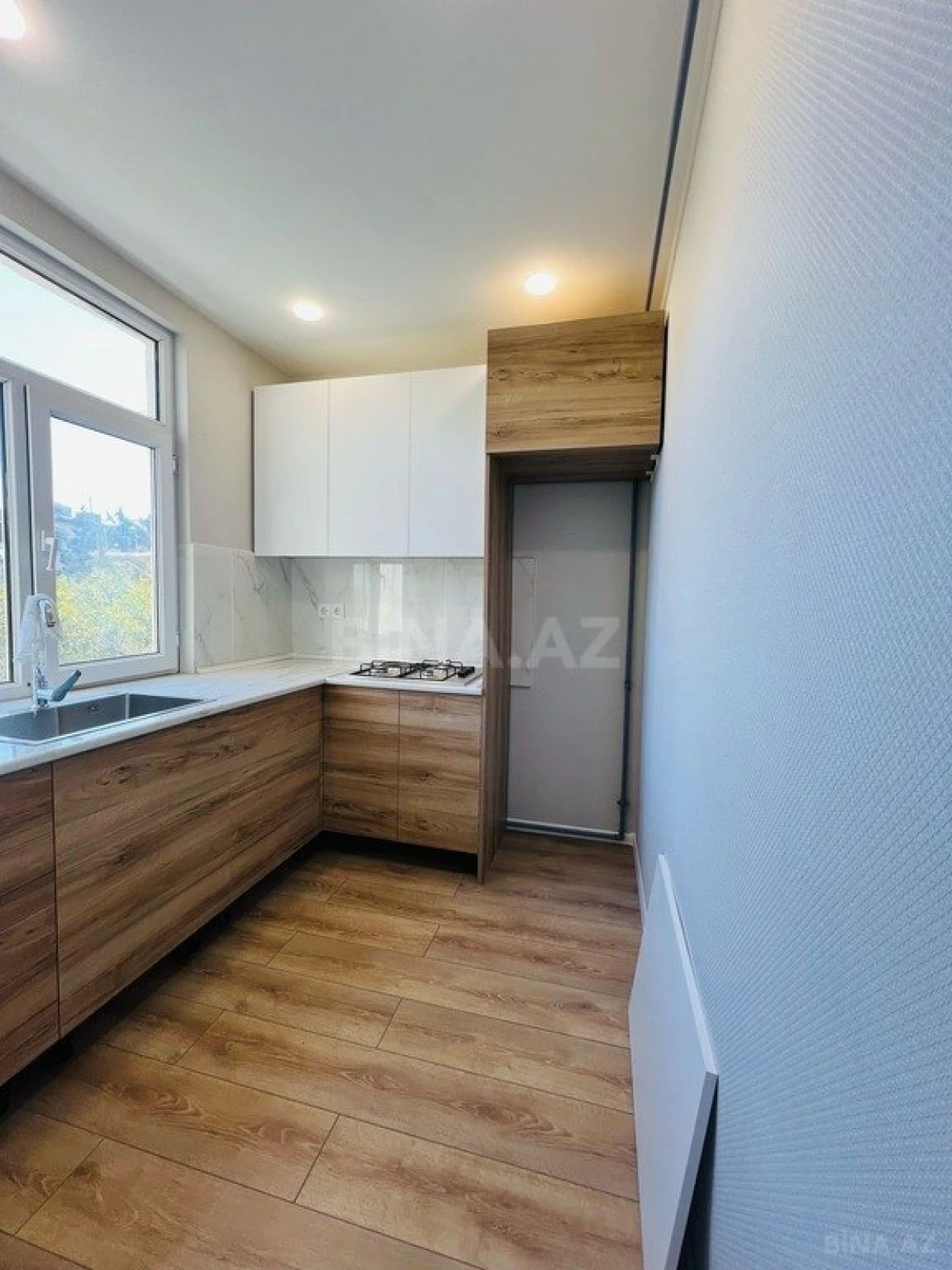 Satılır 2 otaqlı mənzil 45 m²