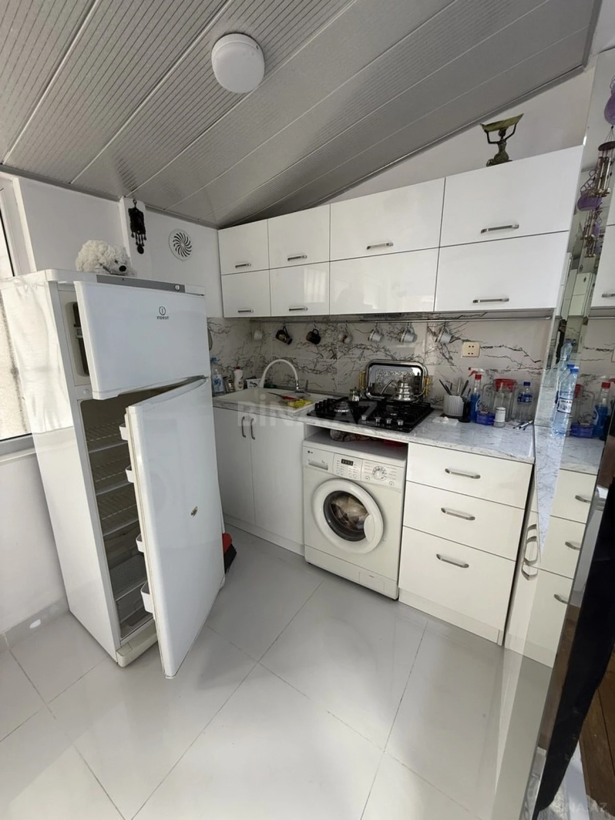 Satılır 3 otaqlı mənzil 60 m²