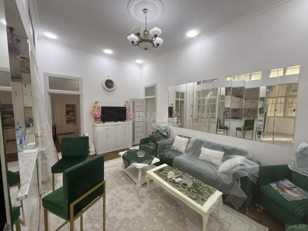 Satılır 3 otaqlı mənzil 60 m²