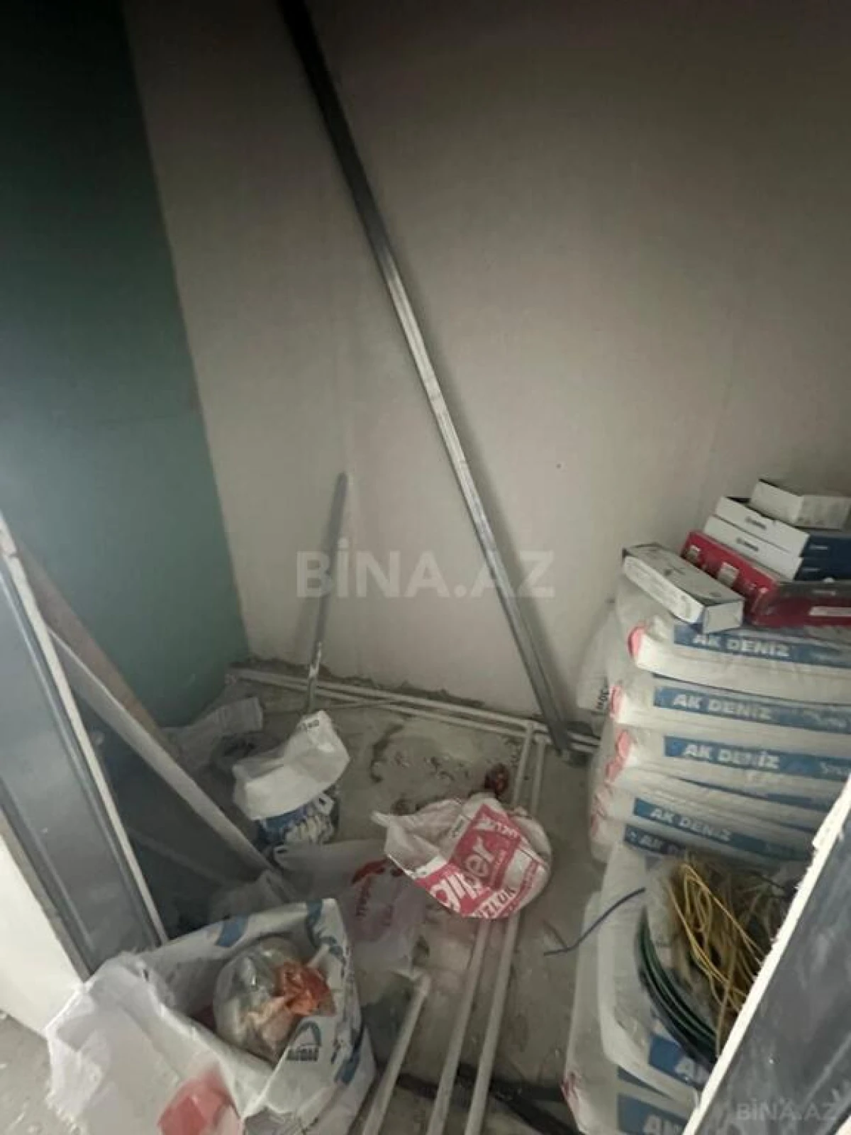 Satılır 3 otaqlı mənzil 110 m²