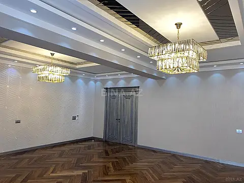 Satılır 5 otaqlı mənzil 217 m²