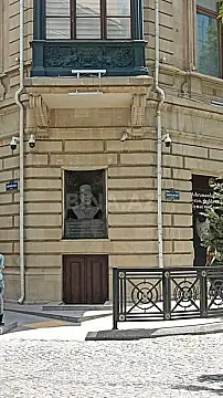 Satılır 2 otaqlı mənzil 54 m²