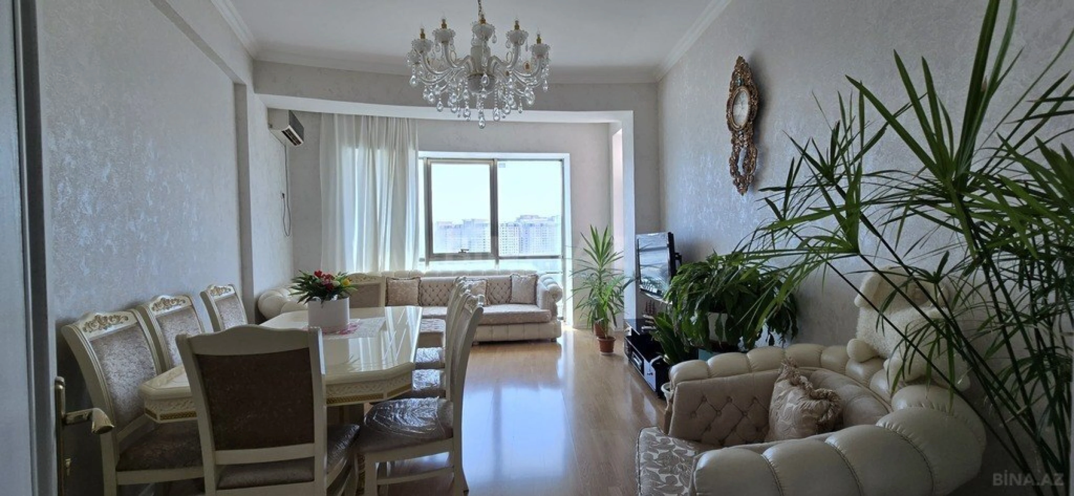 Satılır 2 otaqlı mənzil 86 m²
