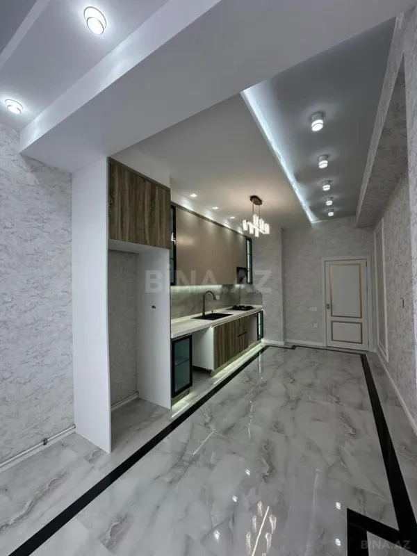 Satılır 3 otaqlı mənzil 127 m²