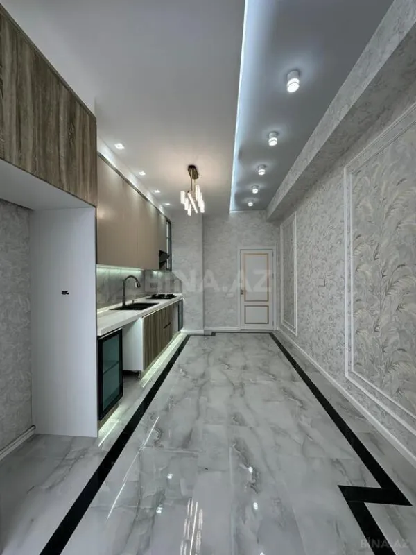 Satılır 3 otaqlı mənzil 127 m²