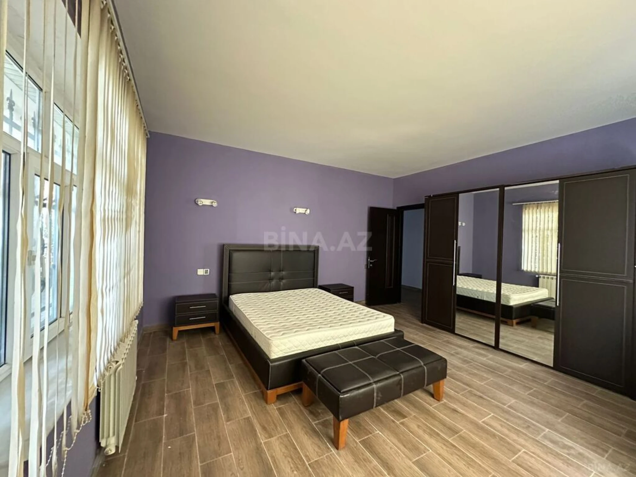 Kirayə verilir 9 otaqlı həyət evi 950 m²