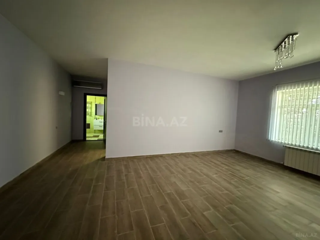 Kirayə verilir 9 otaqlı həyət evi 950 m²