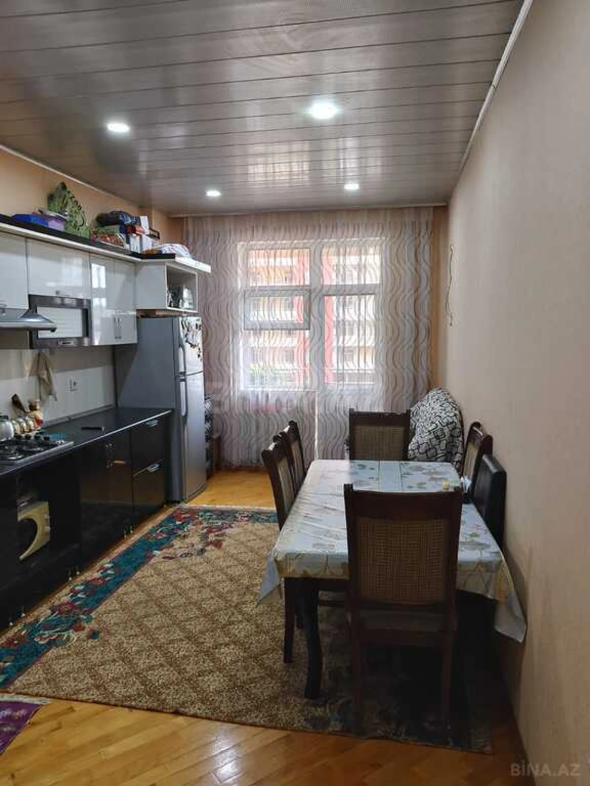 Satılır 2 otaqlı mənzil 94 m²