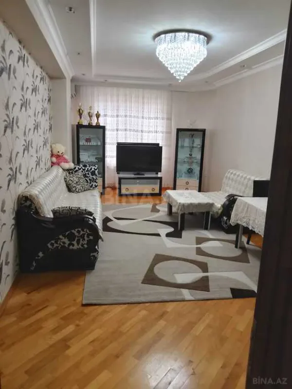 Satılır 2 otaqlı mənzil 94 m²