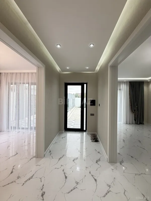Satılır 4 otaqlı həyət evi 155 m²