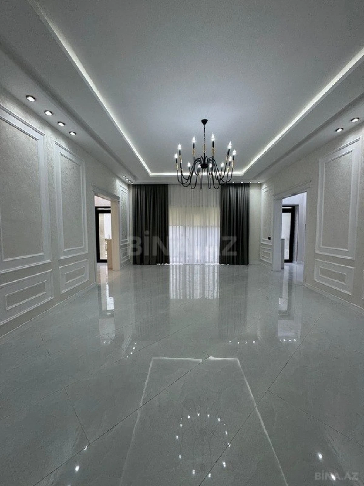 Satılır 4 otaqlı həyət evi 200 m²