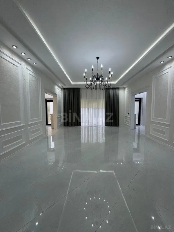 Satılır 4 otaqlı həyət evi 200 m²