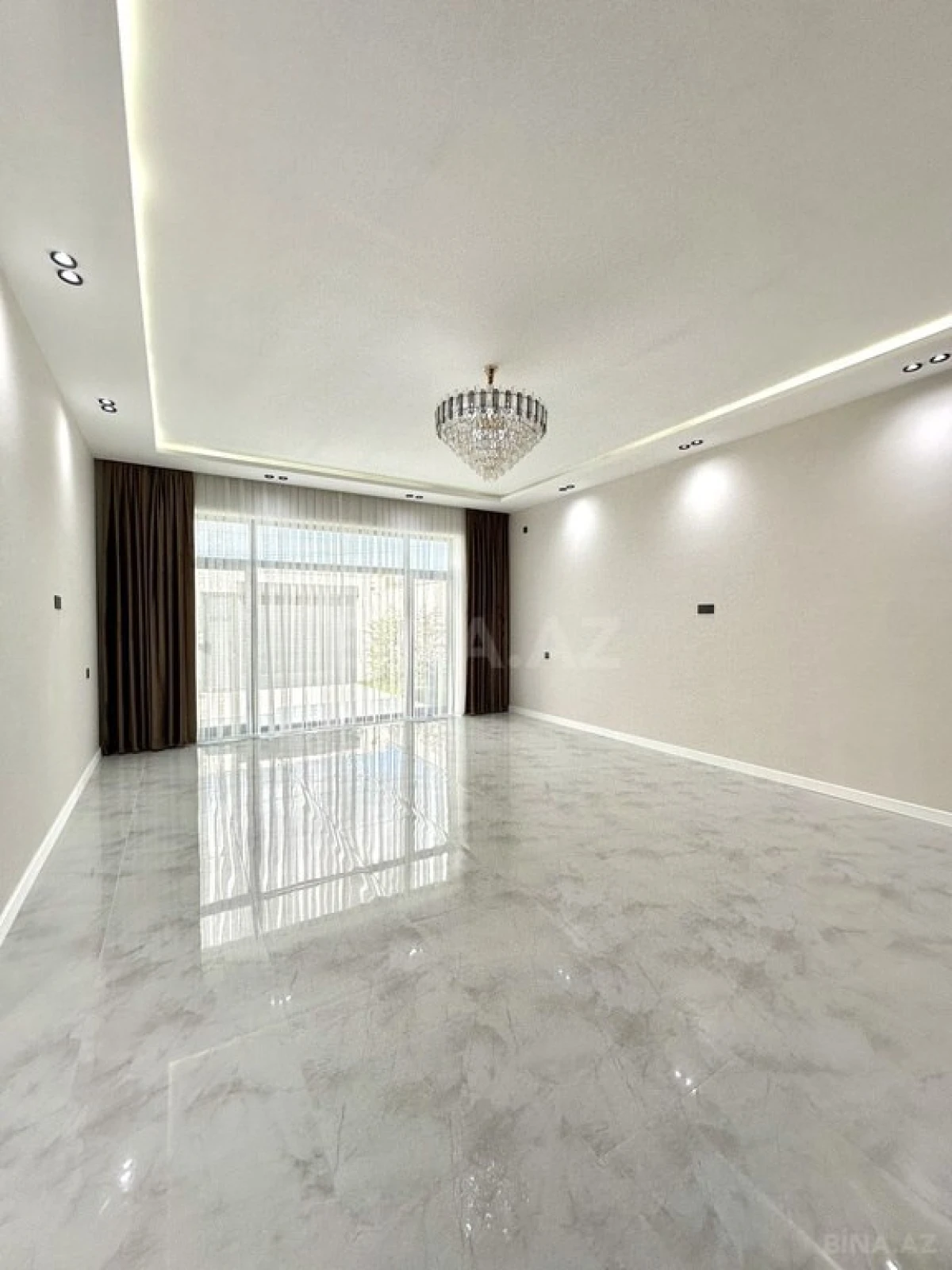 Satılır 4 otaqlı həyət evi 150 m²
