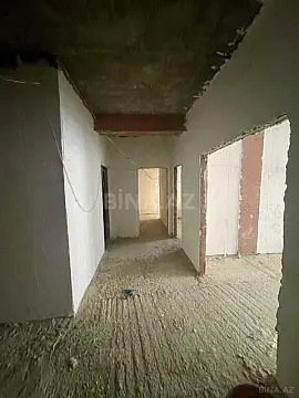 Satılır 3 otaqlı mənzil 136 m²