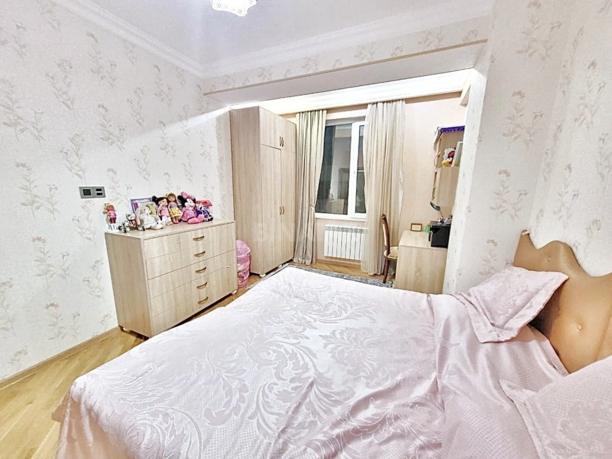 Satılır 3 otaqlı mənzil 110 m²