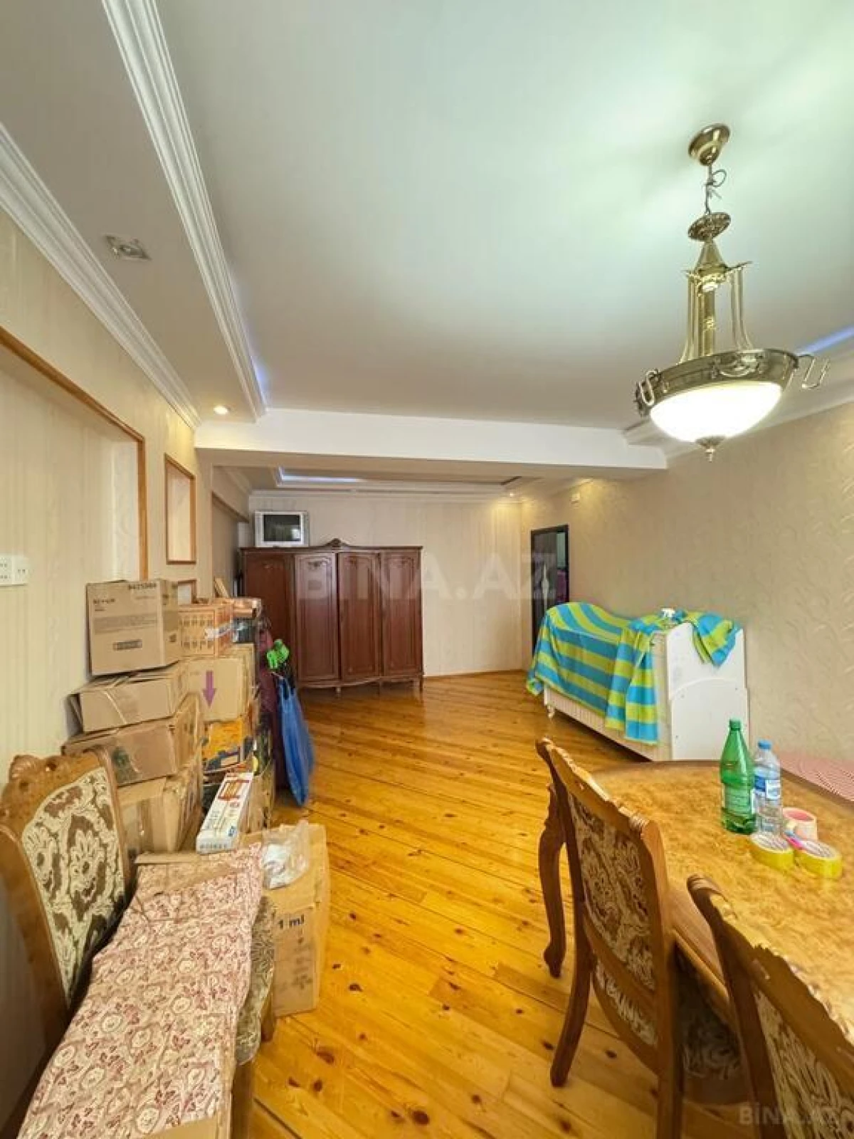 Satılır 2 otaqlı mənzil 79 m²