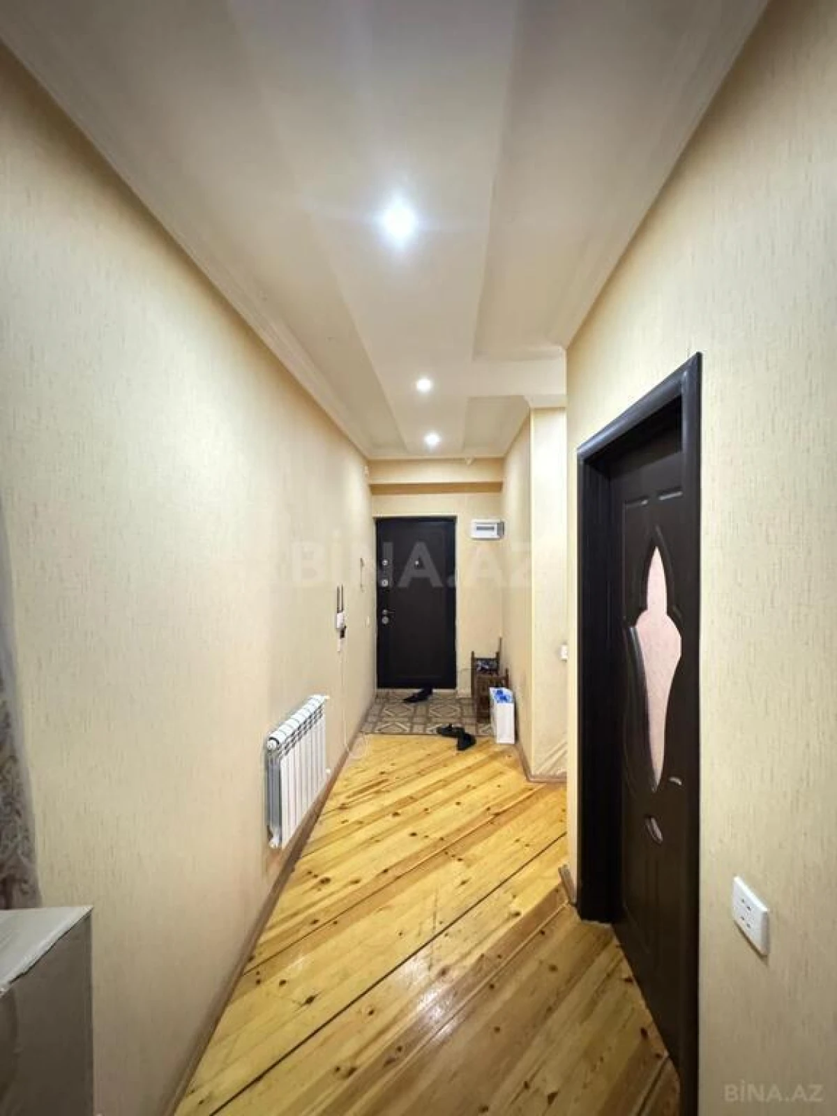 Satılır 2 otaqlı mənzil 79 m²