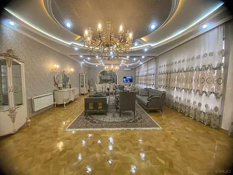 Satılır 8 otaqlı həyət evi 320 m²