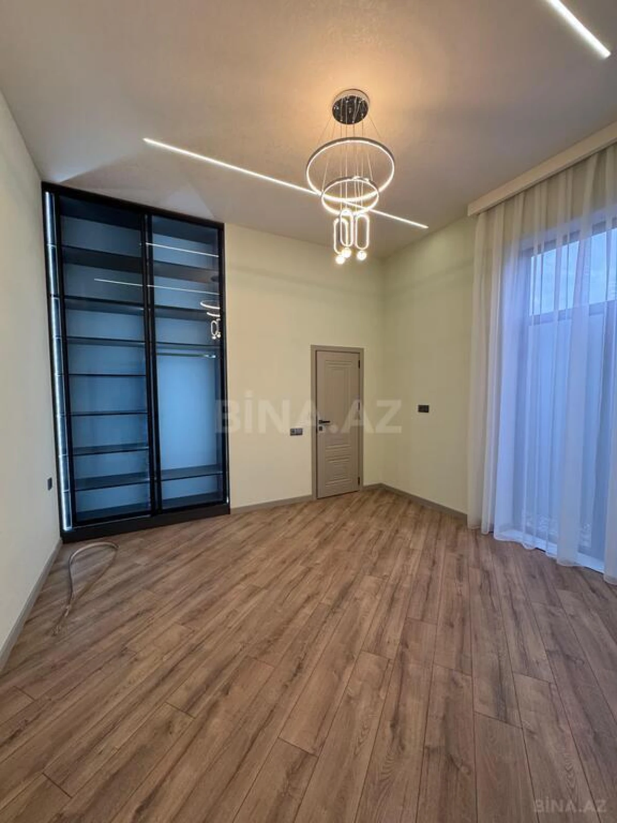 Satılır 4 otaqlı həyət evi 170 m²
