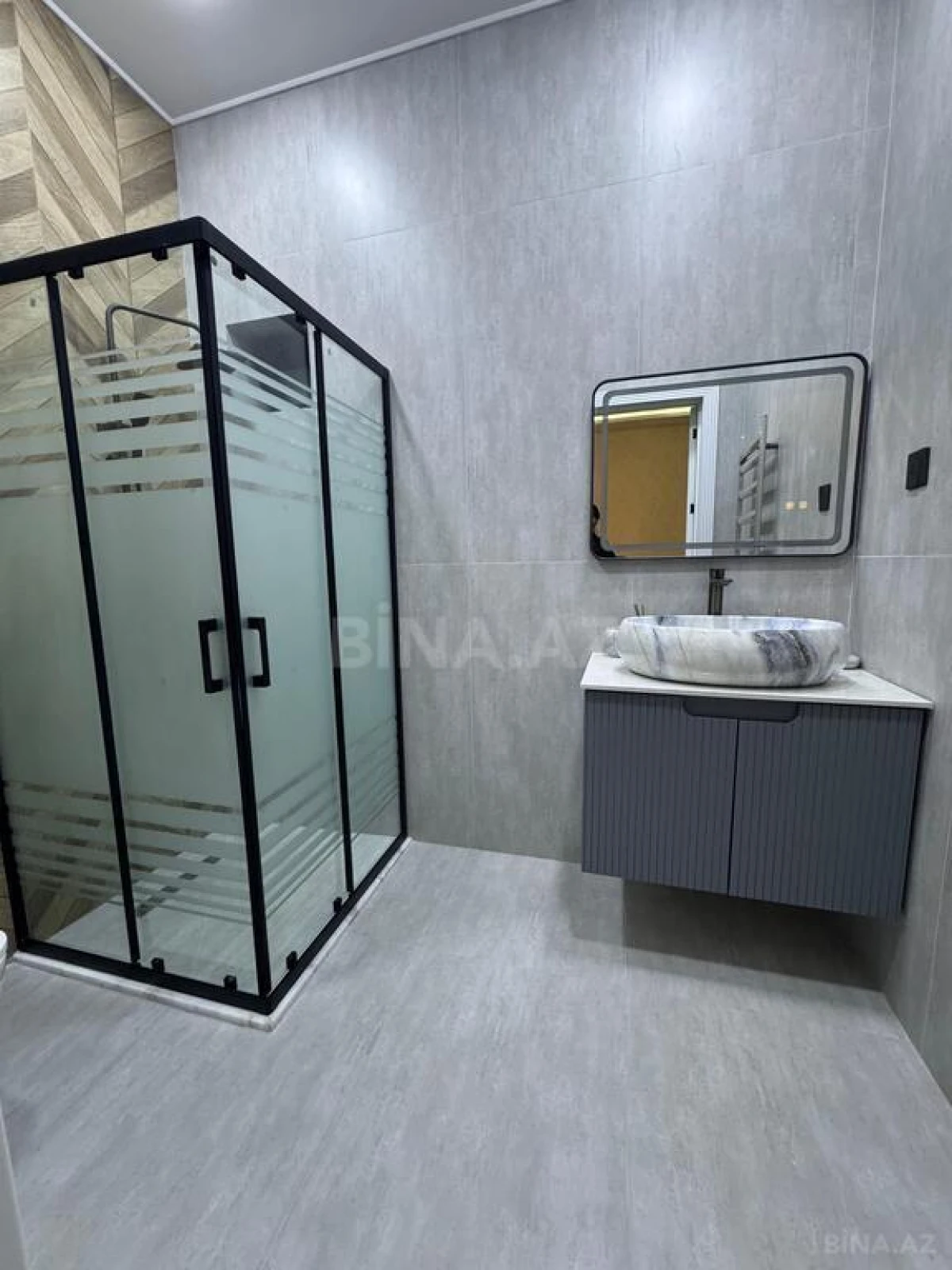 Satılır 4 otaqlı həyət evi 200 m²