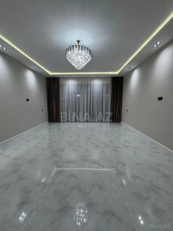 Satılır 4 otaqlı həyət evi 200 m²