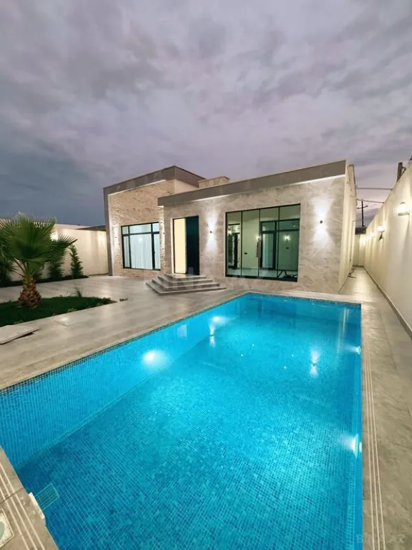 Satılır 4 otaqlı həyət evi 200 m²