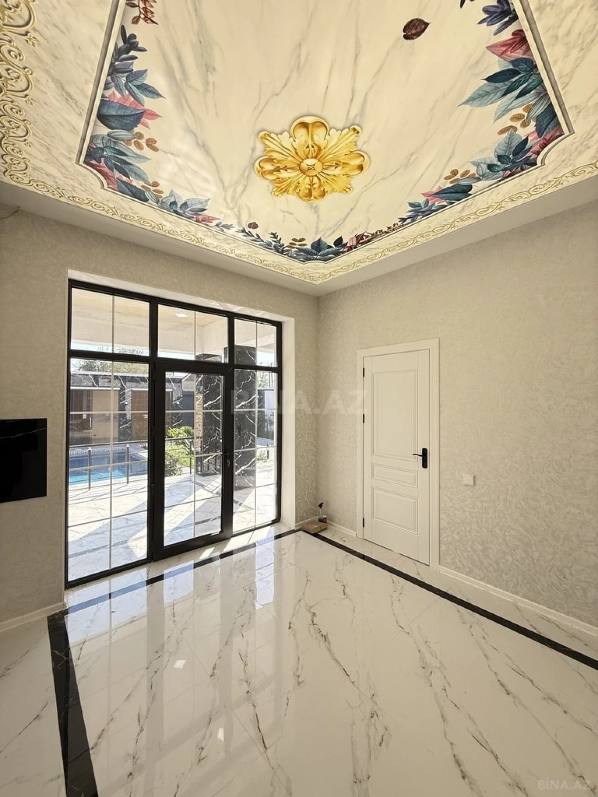 Satılır 4 otaqlı həyət evi 155 m²