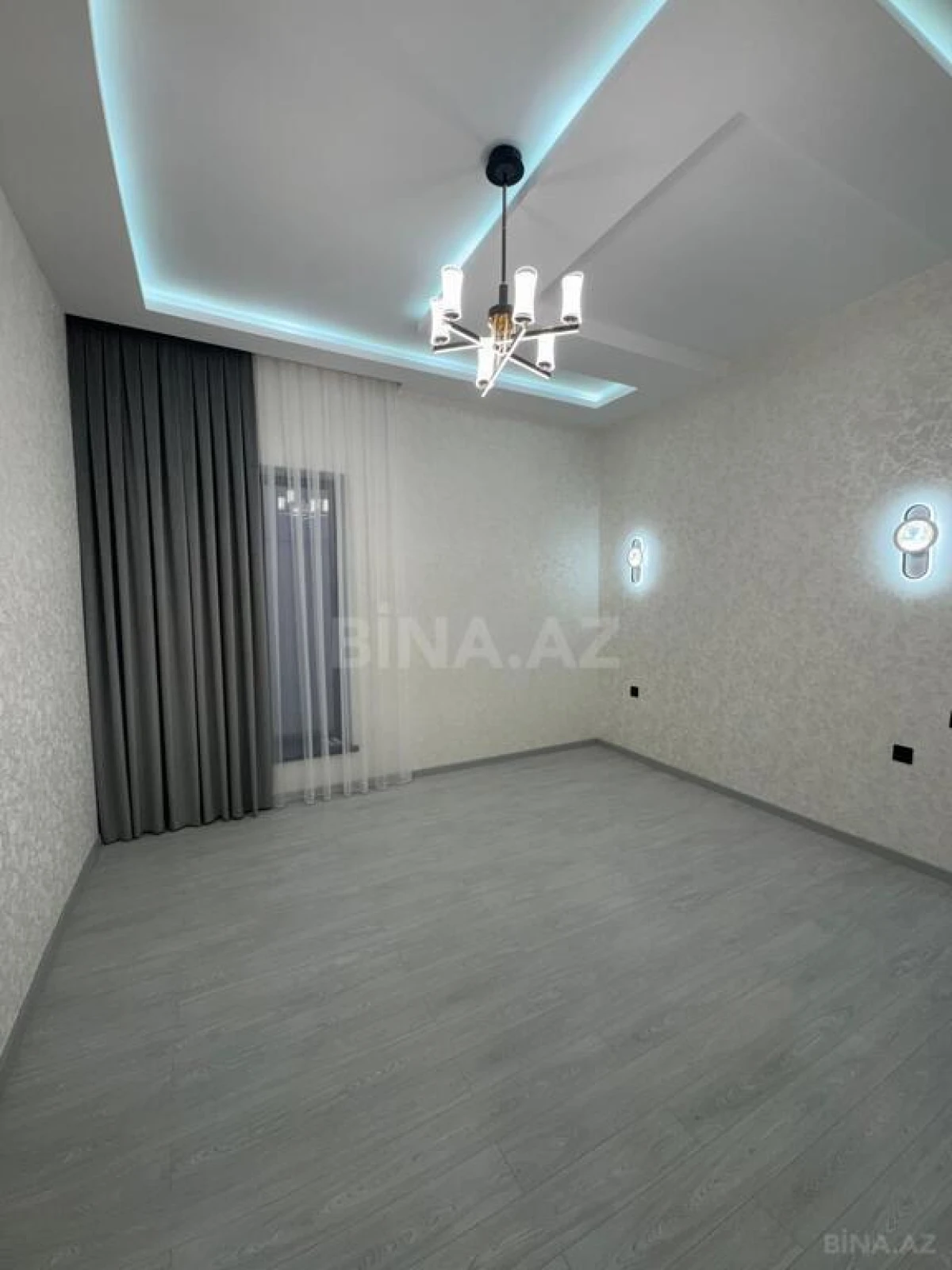 Satılır 4 otaqlı həyət evi 140 m²