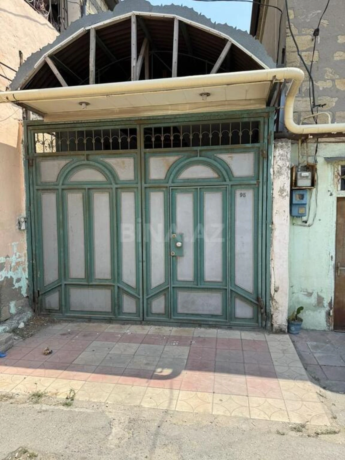 Satılır 4 otaqlı həyət evi 150 m²