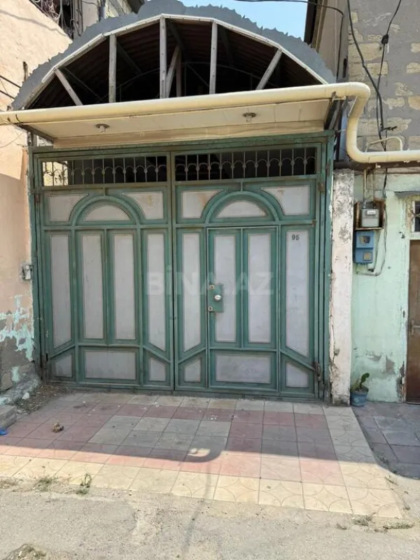 Satılır 4 otaqlı həyət evi 150 m²