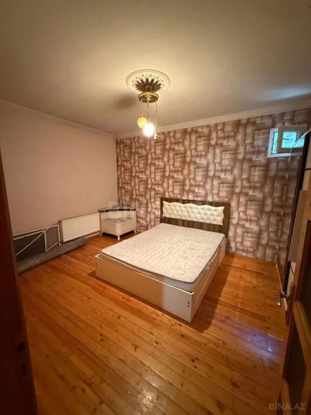 Satılır 4 otaqlı həyət evi 150 m²