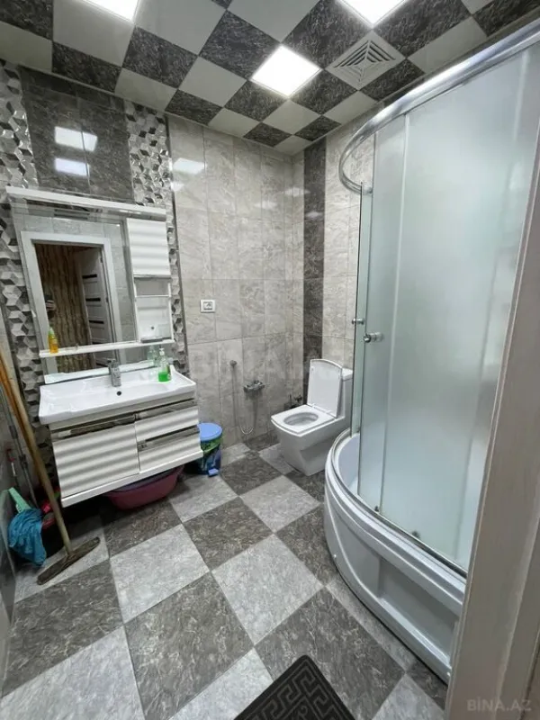 Satılır 4 otaqlı mənzil 118 m²