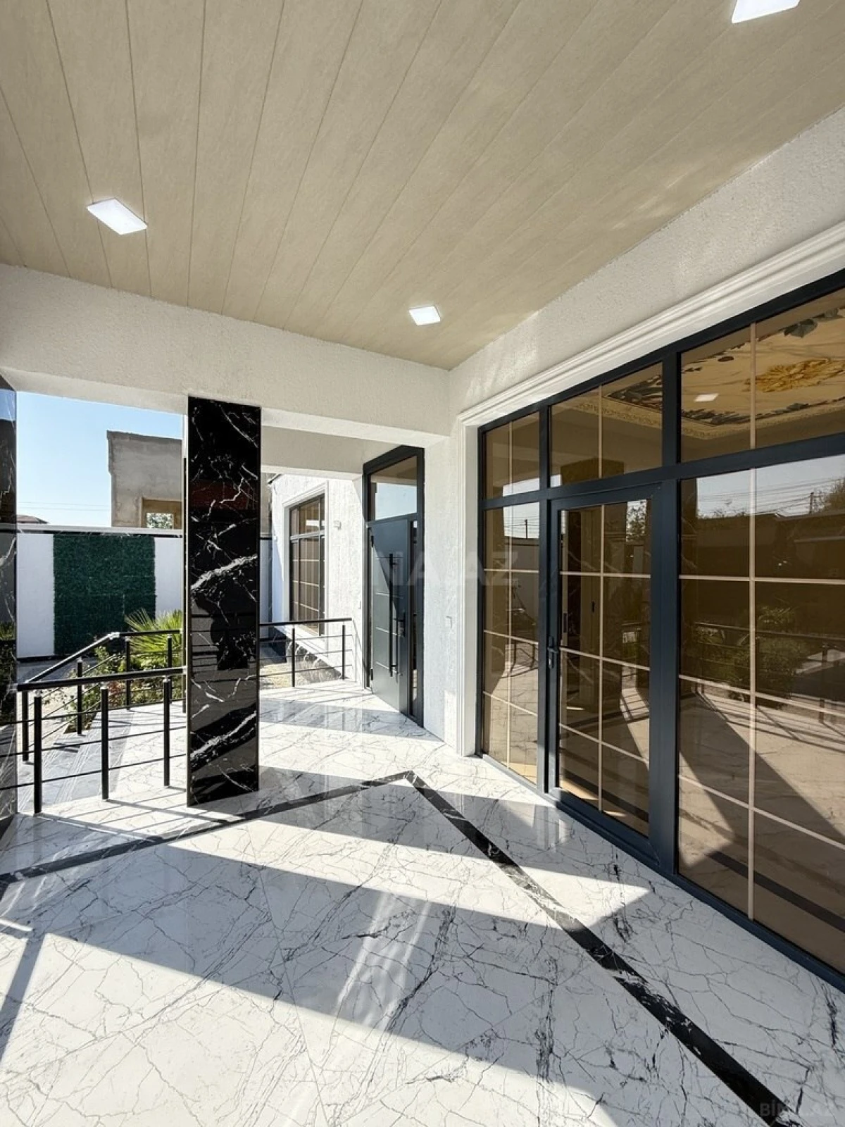 Satılır 4 otaqlı həyət evi 155 m²