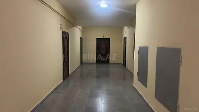 Satılır 3 otaqlı mənzil 130 m²