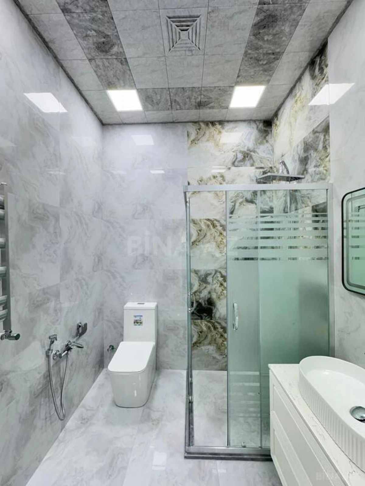 Satılır 4 otaqlı həyət evi 190 m²