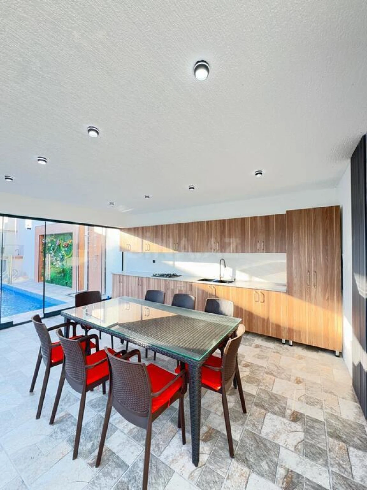 Satılır 4 otaqlı həyət evi 190 m²