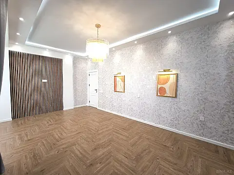 Satılır 3 otaqlı mənzil 130 m²