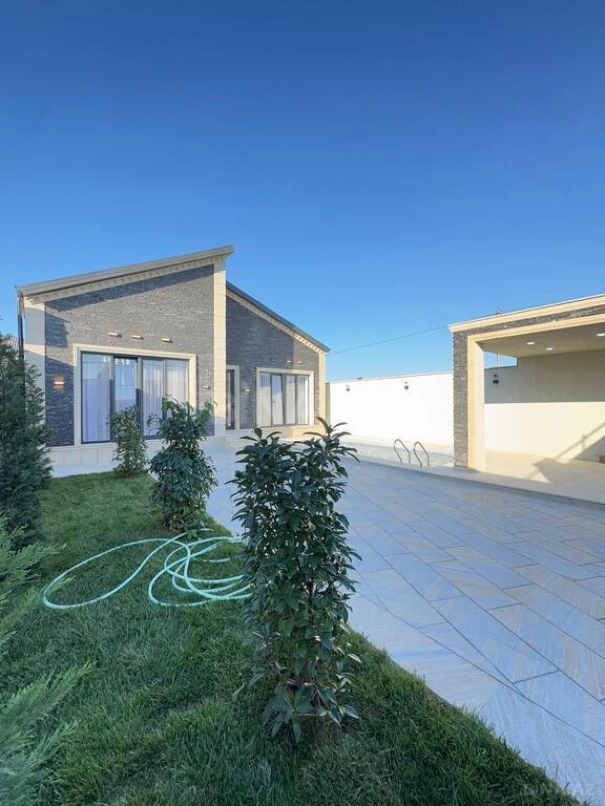 Satılır 4 otaqlı həyət evi 170 m²