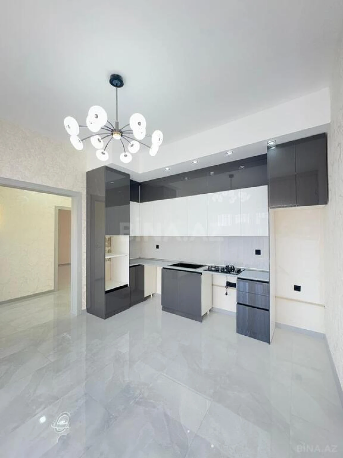 Satılır 4 otaqlı həyət evi 170 m²