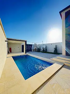 Satılır 4 otaqlı həyət evi 170 m²