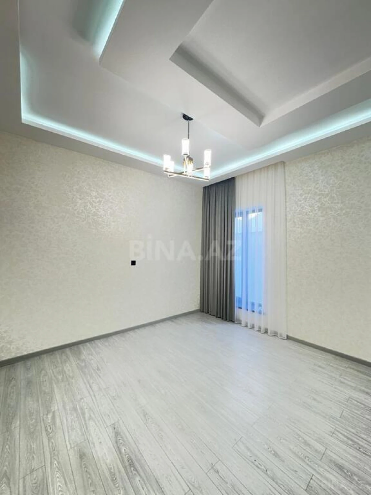 Satılır 4 otaqlı həyət evi 170 m²