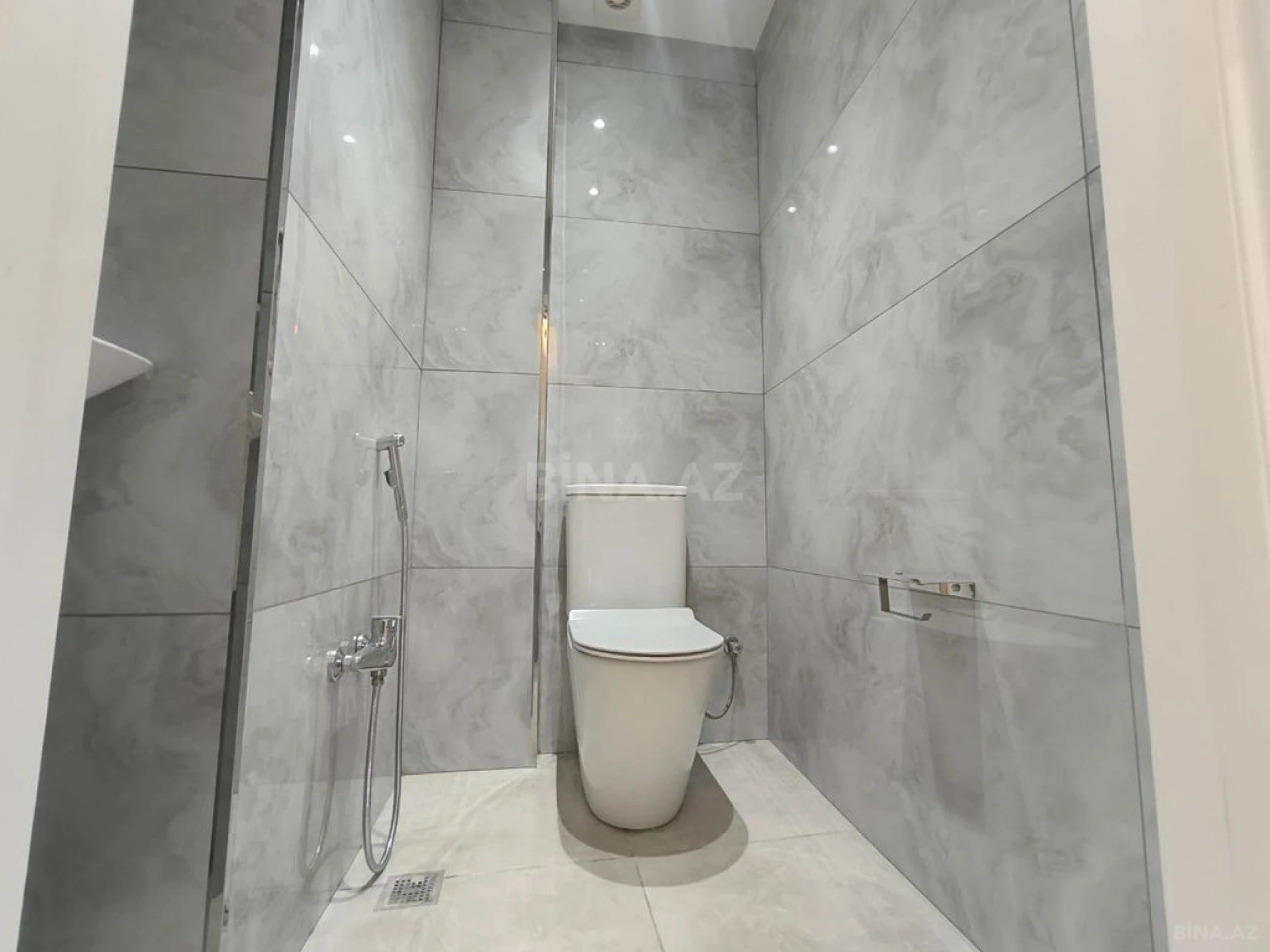 Satılır 3 otaqlı mənzil 87 m²