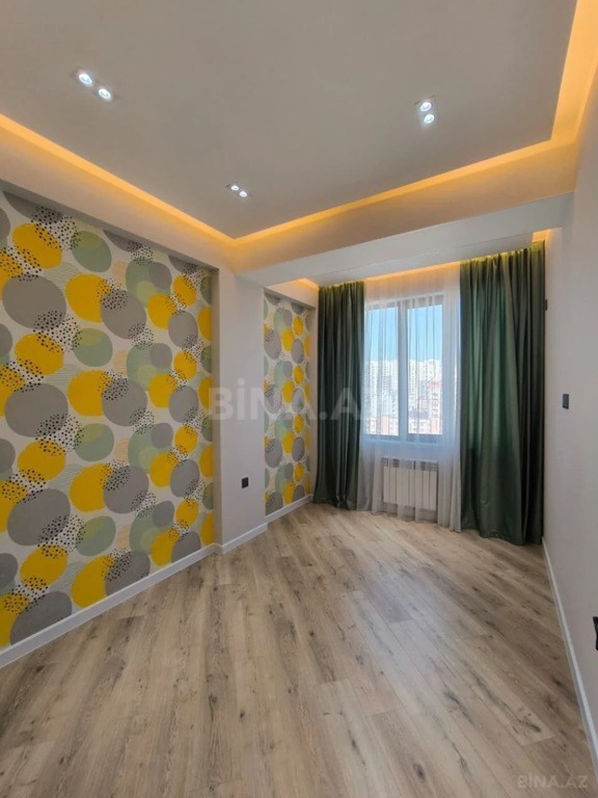 Satılır 3 otaqlı mənzil 87 m²